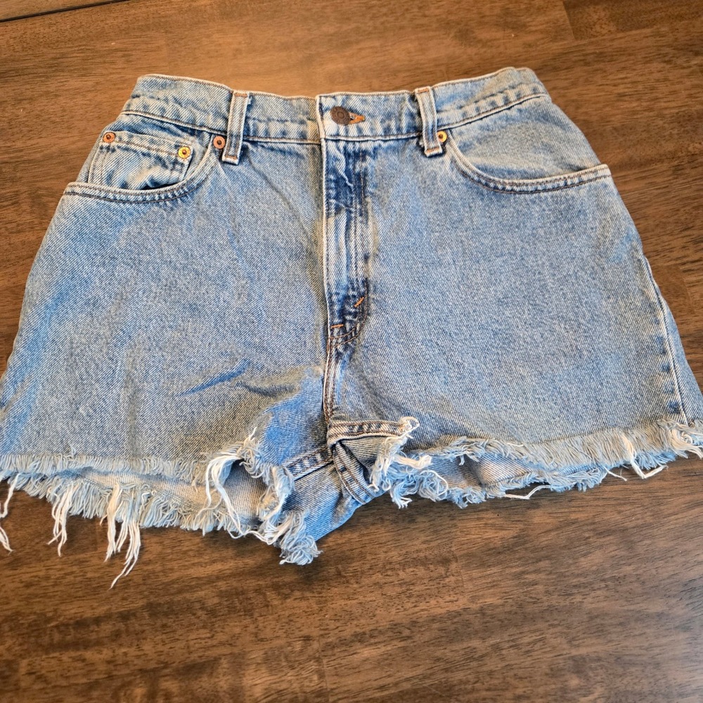 Vintage Levis 550 High Waisted Denim Cut Off Shorts Medium Wash Blue Womens 11S